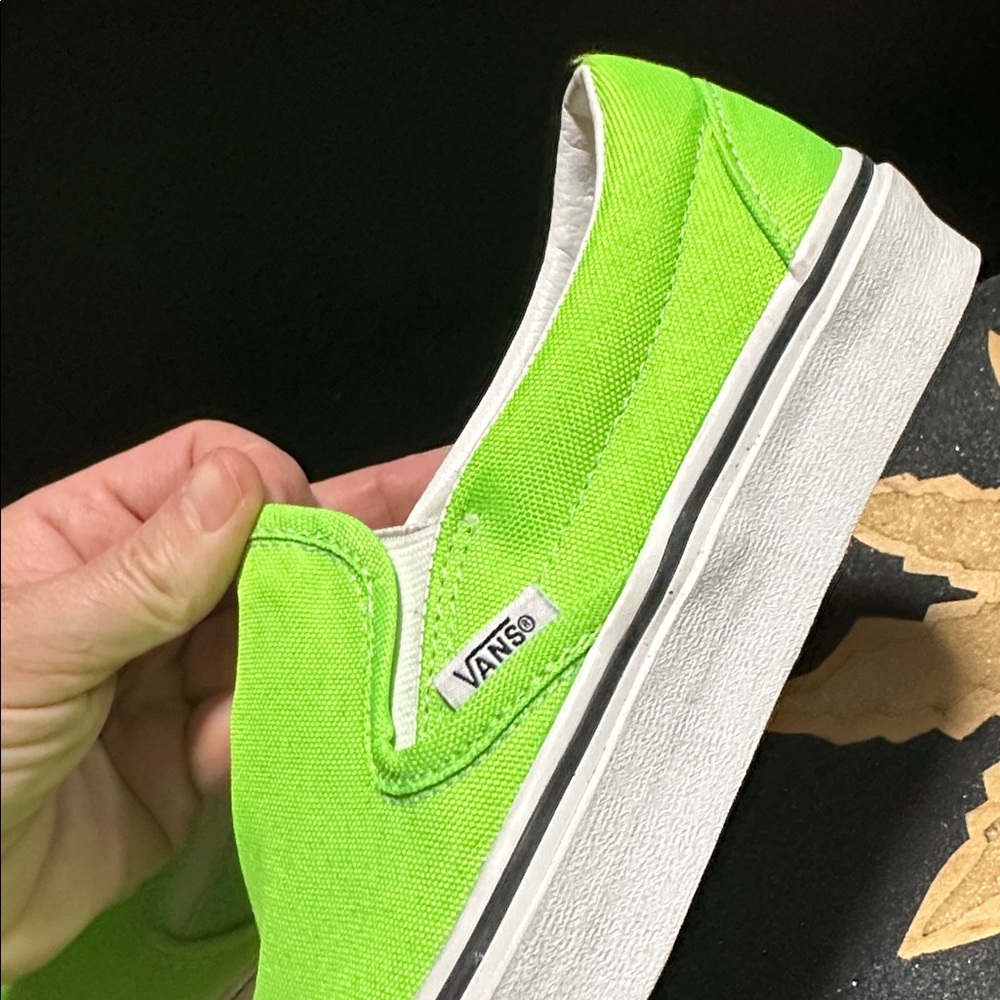 Vans Neon Gecko Green Slip-On Canvas Sneakers W 7.0 M 5.5 - Picture 10 of 16